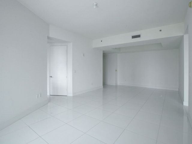 Apartment for rent  Unit #505 - photo 6605562