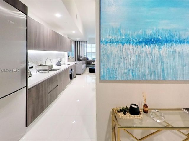 condo for rent in Miami - 851 NE 1st Ave 301 - MondialRealty