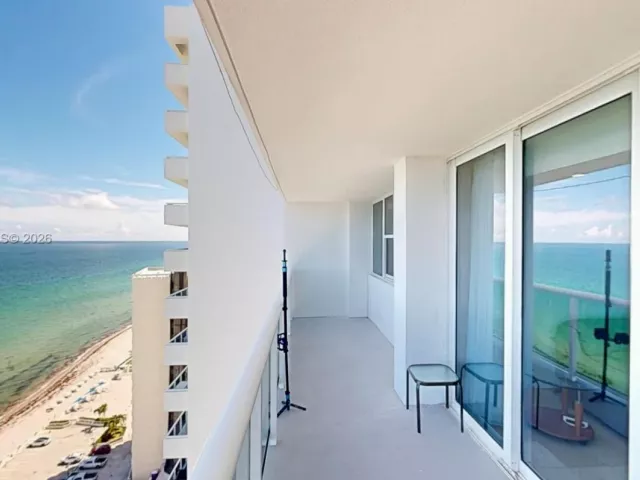 2-bedroom condo for rent in Hallandale Beach - 3140 S Ocean Dr 2106 - MondialRealty