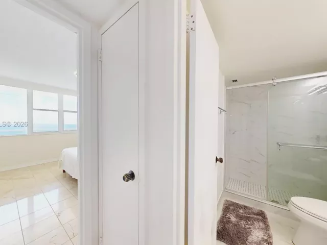 2-bedroom condo for rent in Hallandale Beach - 3140 S Ocean Dr 2106 - MondialRealty