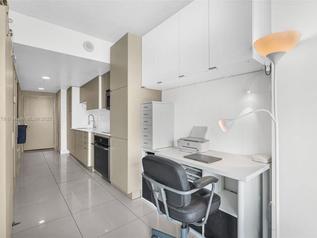 condo for sale in Miami - 1750 N Bayshore Dr 3708 - MondialRealty