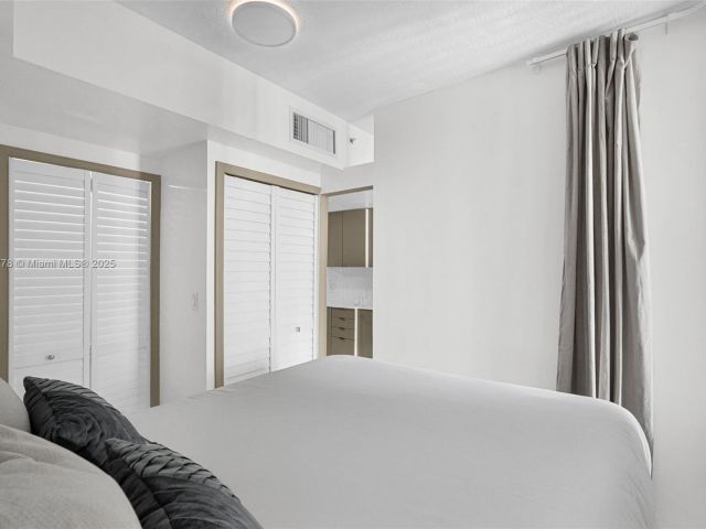 condo for sale in Miami - 1750 N Bayshore Dr 3708 - MondialRealty