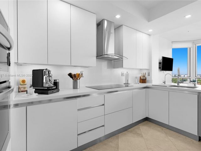 Apartment for sale  Unit #1905 - photo 6624854