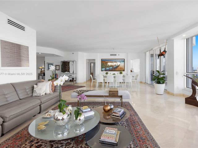 Apartment for sale  Unit #1905 - photo 6624862