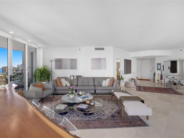 Apartment for sale  Unit #1905 - photo 6624863