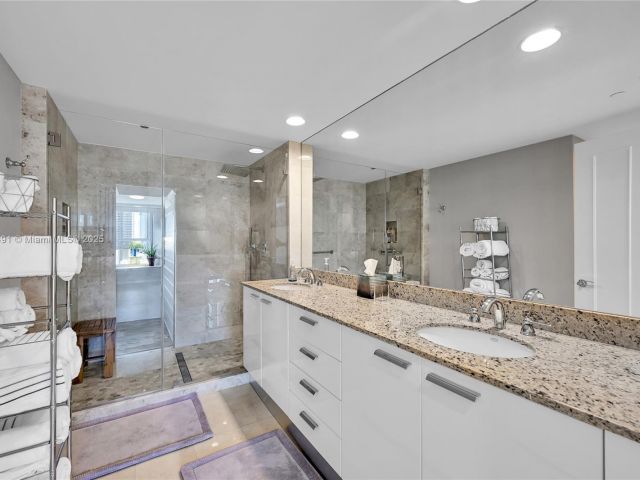 Apartment for sale  Unit #1507 - photo 6605895