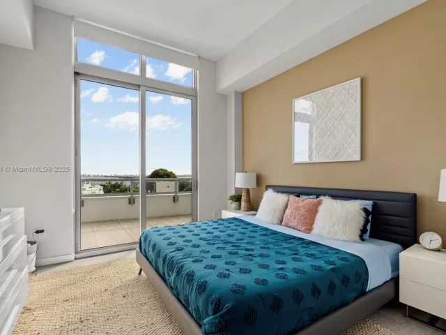 Apartment for rent  Unit # - photo 6602181