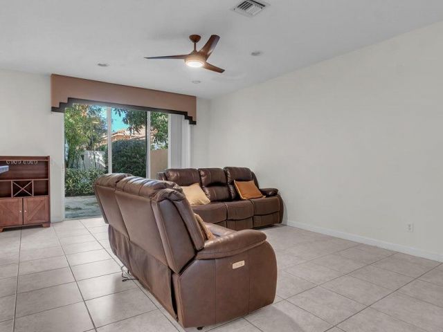 Home for rent at 4795 S Classical Boulevard - photo 6606544