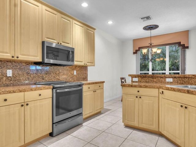 Home for rent at 4795 S Classical Boulevard - photo 6606547