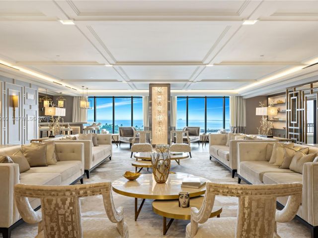 Apartment for sale  Unit #7085 - photo 6604631