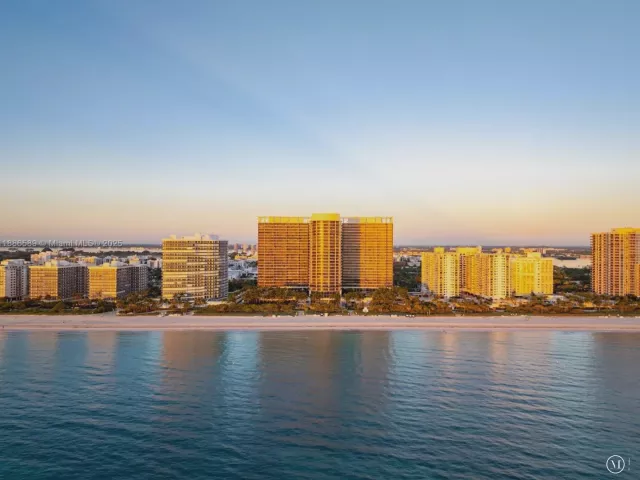 2-bedroom condo for sale in Bal Harbour - 9705 Collins Ave 2304N - MondialRealty