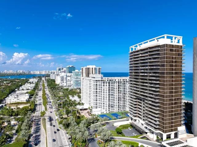 2-bedroom condo for sale in Bal Harbour - 9705 Collins Ave 2304N - MondialRealty
