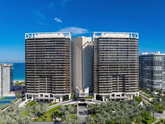 2-bedroom condo for sale in Bal Harbour - 9705 Collins Ave 2304N - MondialRealty