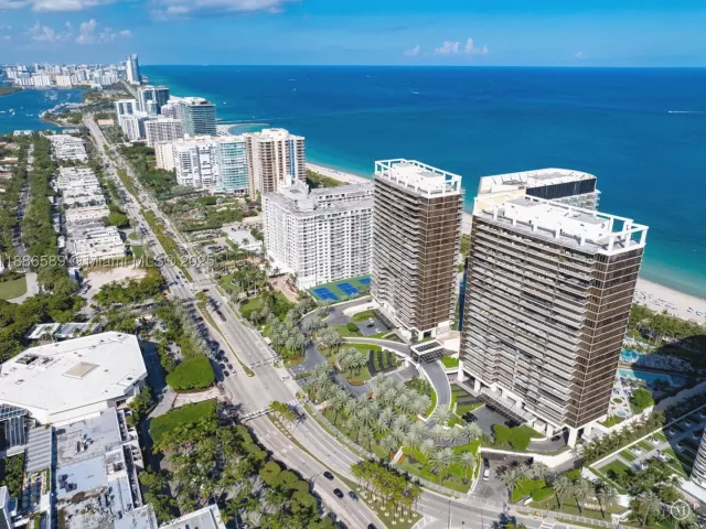 2-bedroom condo for sale in Bal Harbour - 9705 Collins Ave 2304N - MondialRealty