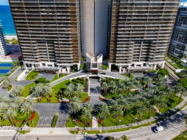 2-bedroom condo for sale in Bal Harbour - 9705 Collins Ave 2304N - MondialRealty