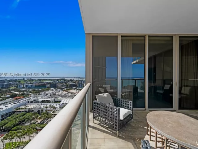 2-bedroom condo for sale in Bal Harbour - 9705 Collins Ave 2304N - MondialRealty