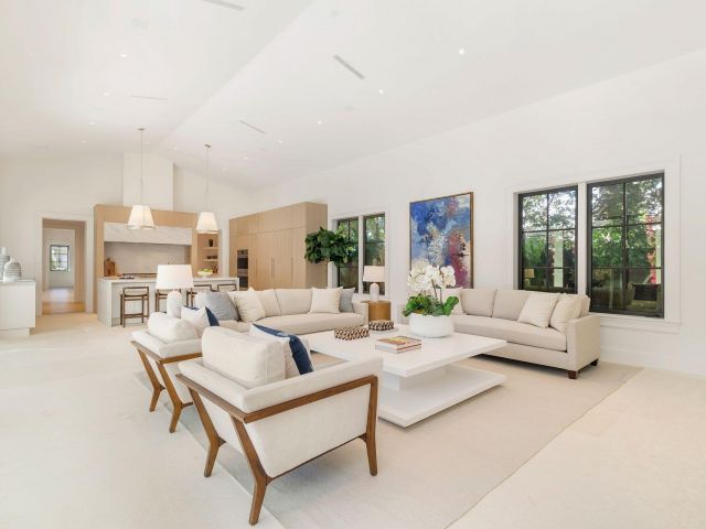 Home for sale at 215 Summa Street - photo 6620260