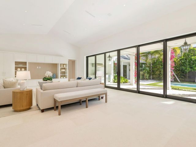 Home for sale at 215 Summa Street - photo 6620261