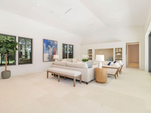 Home for sale at 215 Summa Street - photo 6620263