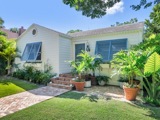 Home for sale at 744 Avon Road - photo 6620290