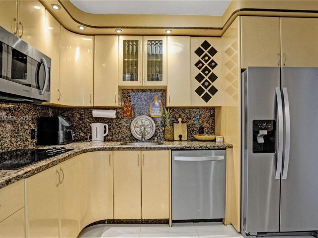 Apartment for sale  Unit #1931 - photo 6625733