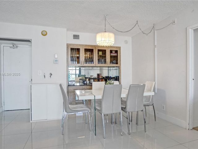 Apartment for sale  Unit #1931 - photo 6625736