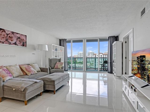 Apartment for sale  Unit #1931 - photo 6625741