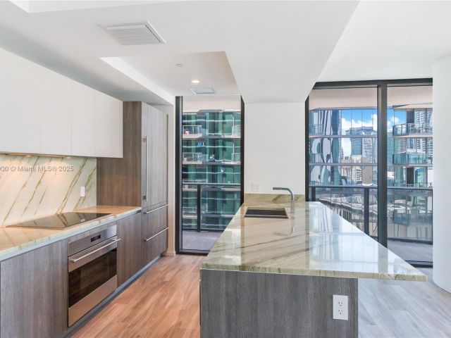 Apartment for sale  Unit #1505 - photo 6604010