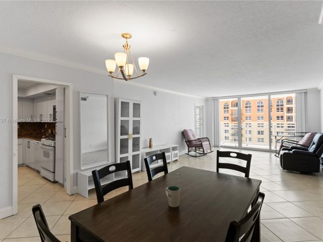 Apartment for sale  Unit #1710 - photo 6605520