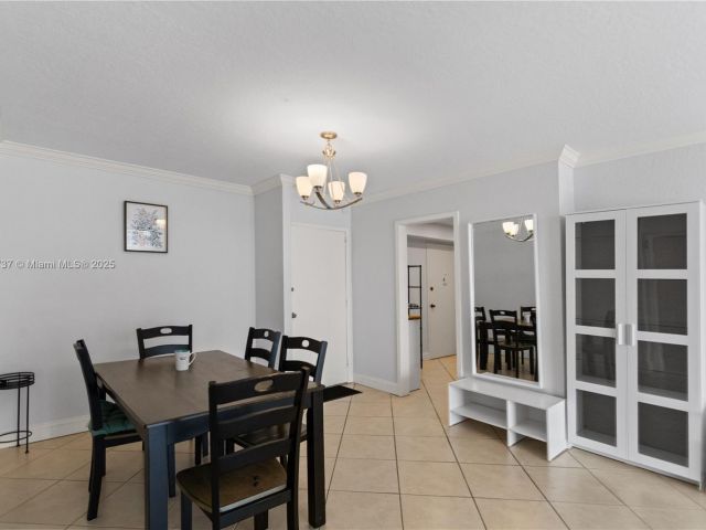 Apartment for sale  Unit #1710 - photo 6605523