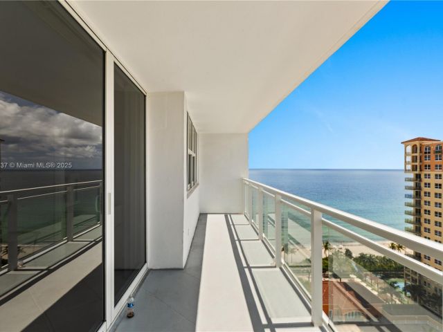 Apartment for sale  Unit #1710 - photo 6605529