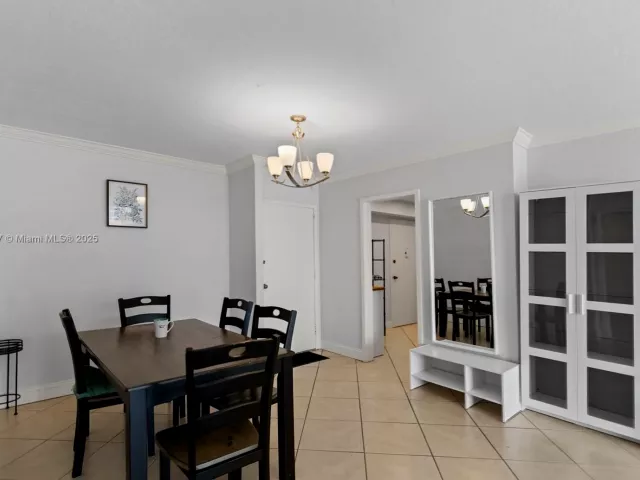 2-bedroom condo for sale in Hallandale Beach - 2030 S Ocean Dr 1710 - MondialRealty