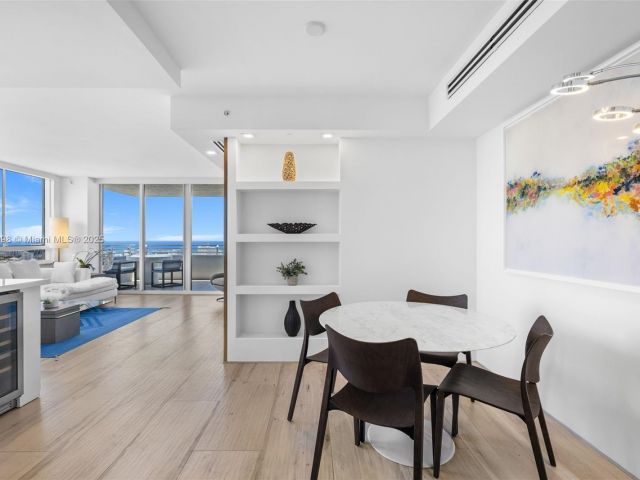 Apartment for sale  Unit #3407 - photo 6609420