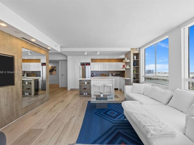 Apartment for sale  Unit #3407 - photo 6609429