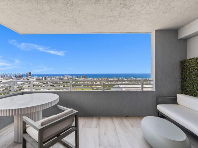 Apartment for sale  Unit #3407 - photo 6609433