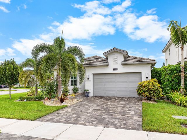 Home for sale at 13655 Whistler Mountain Road - photo 6606146