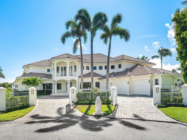 Home for sale at 978 Dogwood Drive - photo 6631531