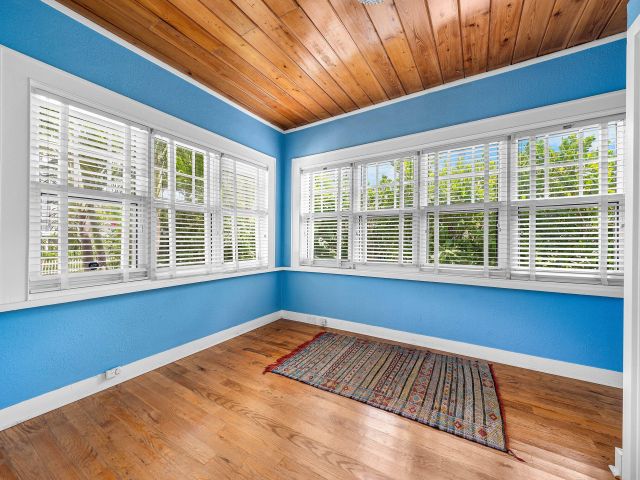 Home for sale at 220 Malverne Road - photo 6606260