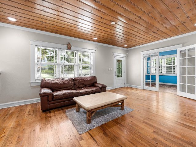 Home for sale at 220 Malverne Road - photo 6606265