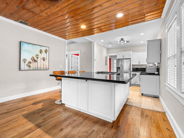 Home for sale at 220 Malverne Road - photo 6606275