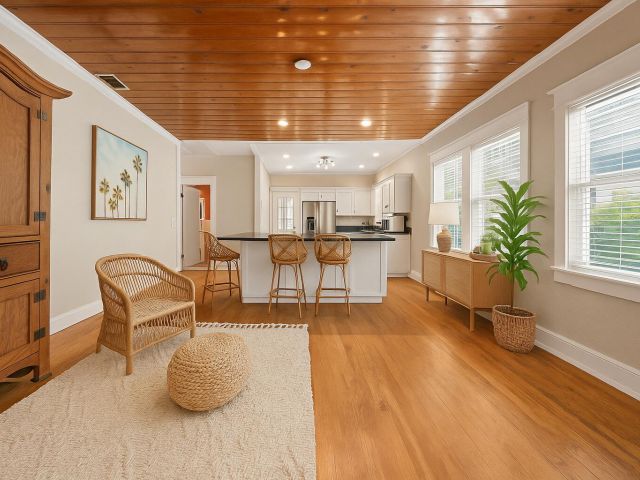 Home for sale at 220 Malverne Road - photo 6606277