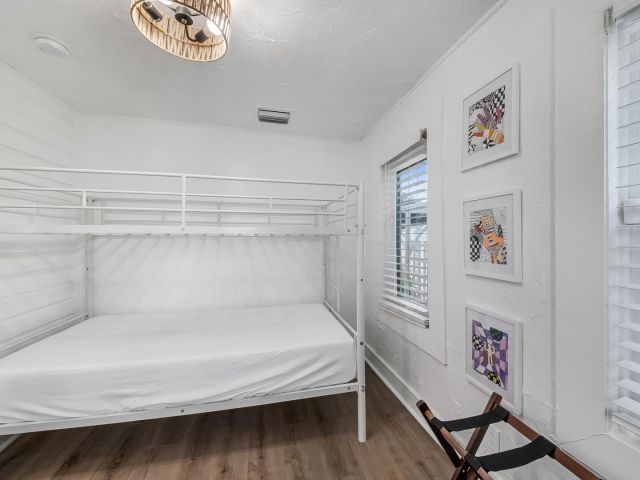 Home for rent at 308 SW 1st Street - photo 6606565