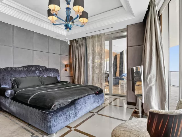 3-bedroom condo for sale in Bal Harbour -  - MondialRealty