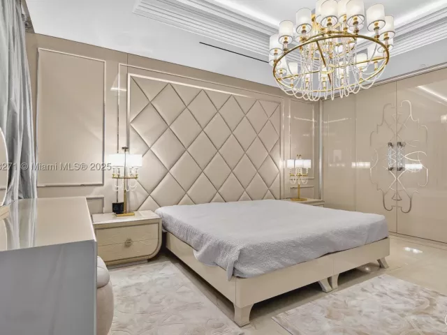 3-bedroom condo for sale in Bal Harbour -  - MondialRealty