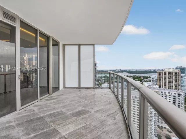 3-bedroom condo for sale in Bal Harbour -  - MondialRealty
