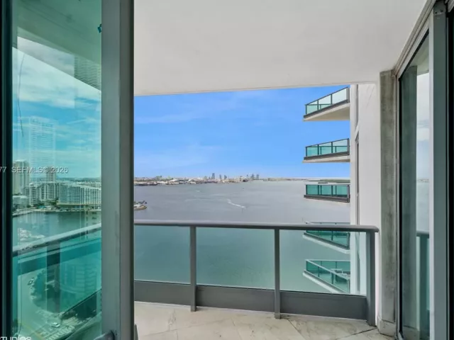 2-bedroom condo for sale in Miami - 1331 Brickell Bay Dr 2802 - MondialRealty