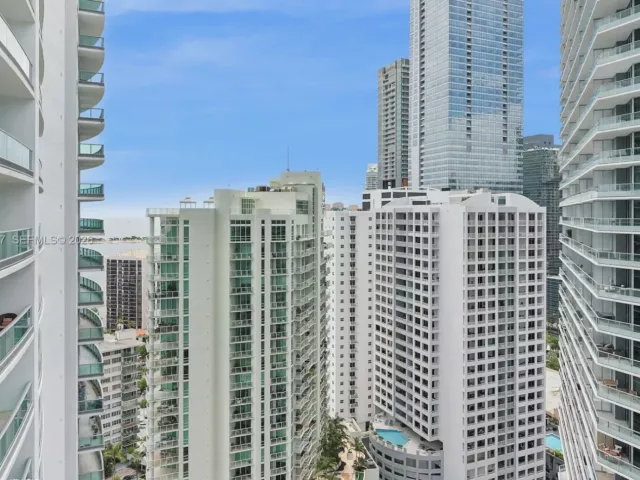 2-bedroom condo for sale in Miami - 1331 Brickell Bay Dr 2802 - MondialRealty