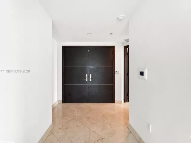 2-bedroom condo for sale in Miami - 1331 Brickell Bay Dr 2802 - MondialRealty