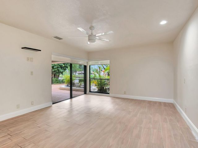 Home for sale at 6740 Lago Vista Terrace - photo 6786726