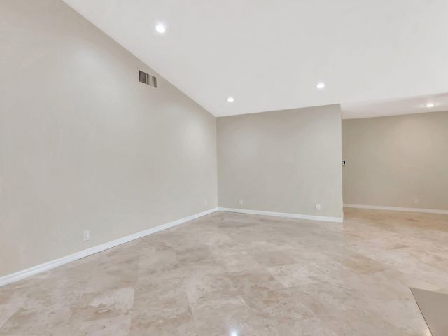 Home for sale at 6740 Lago Vista Terrace - photo 6786727